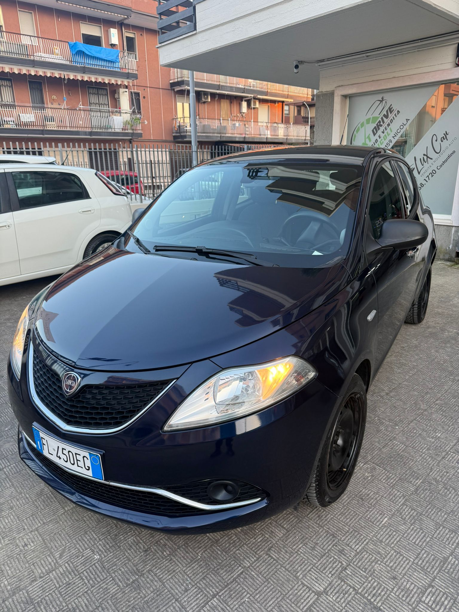 Lancia Ypsilon